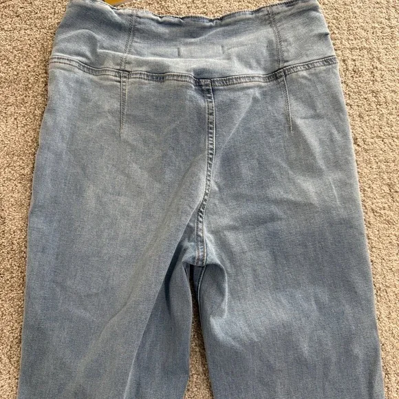 We The Free People Venice Beach Pull On Flare Jeans 30 70s Retro Hippie Indie - Picture 11 of 11